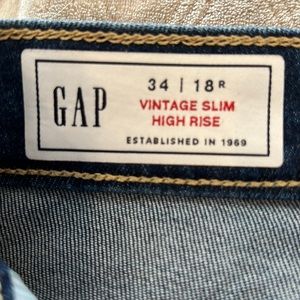GAP - Women’s vintage slim high rise jeans 34 waist size 18